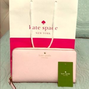 Brand new Kate Spade NY Wallet in baby pink